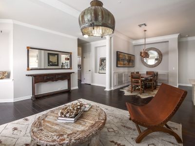 Lovely 4 Bed 2 bath with Private Backyard Pool!