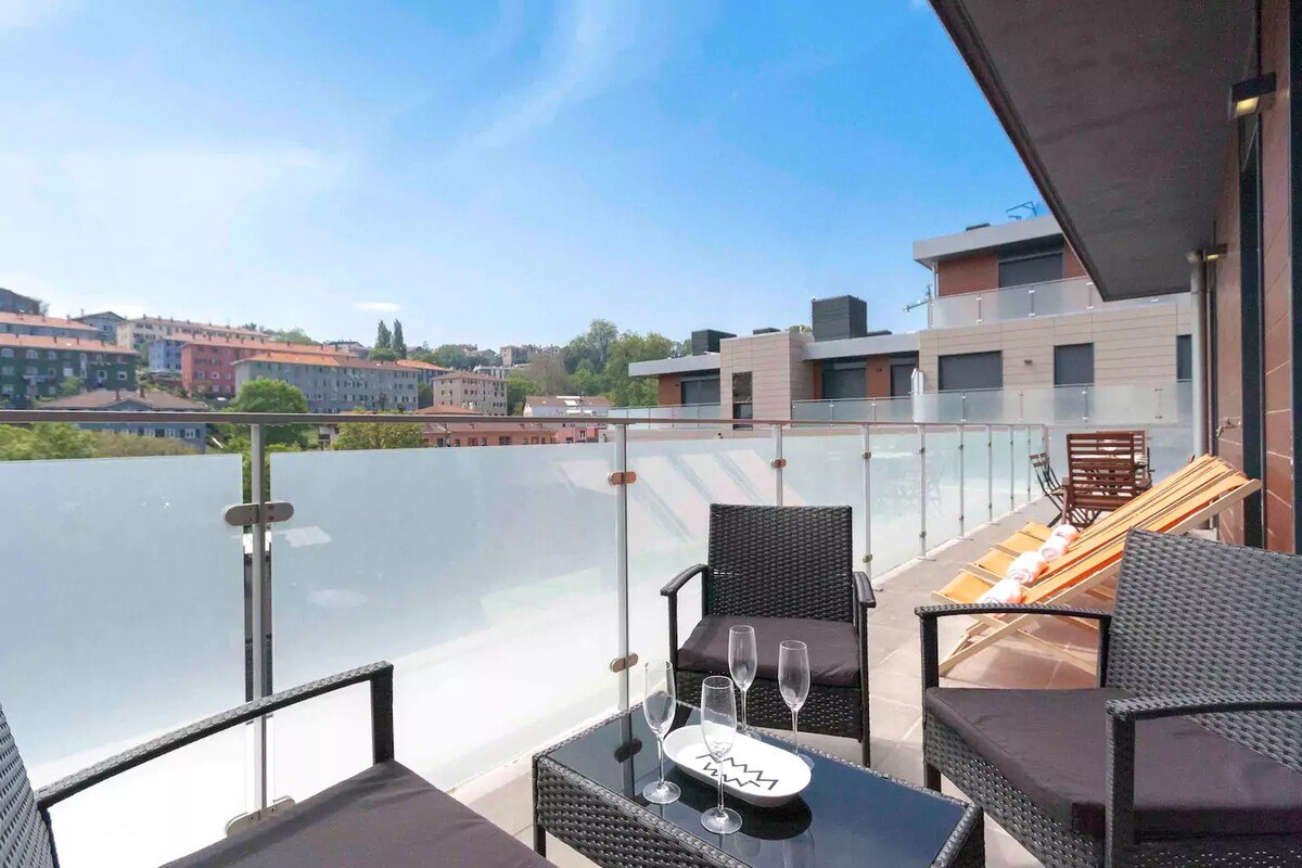 Central, terrazas, 5 min Playa gallery image 3