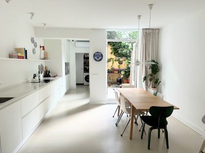 Family apartment next to Vondelpark