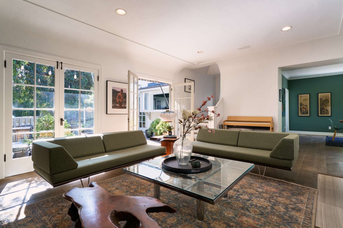 Whimsical Los Feliz House – Pool-Fire Pit-Dogs OK!