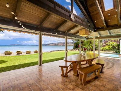 Maunalua Sunset: Oceanfront Estate w/Pool/Spa & AC