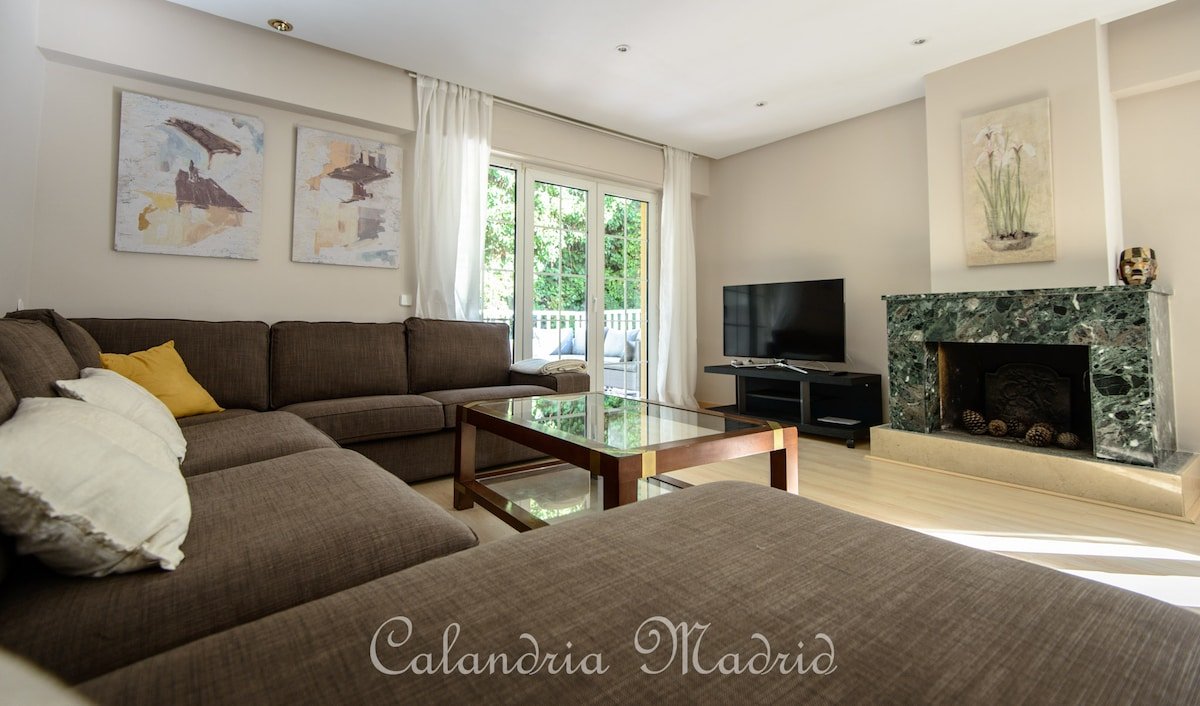 Calandria Madrid VILLA 18 people – POOL, WiFi, BBQ gallery image 4
