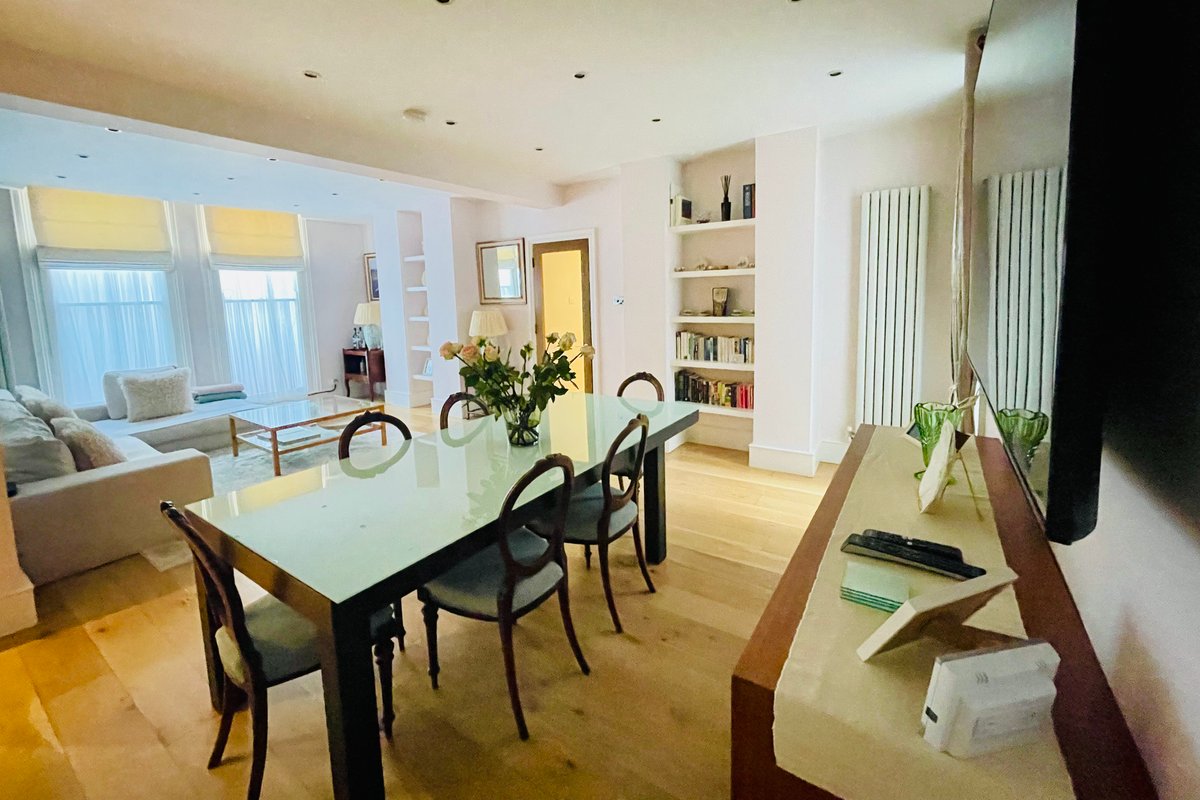 Elegant Chelsea home spacious 3 bed & 3 bathrooms