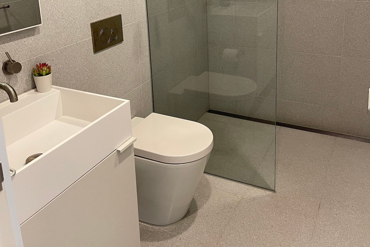 Modern quiet apartment in St Kilda gallery image 4