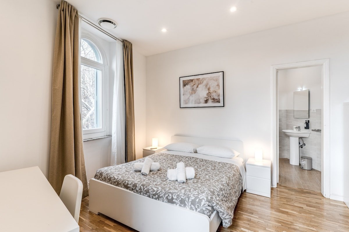 Venere Apartments – Apollo’s Sanctuary gallery image 3