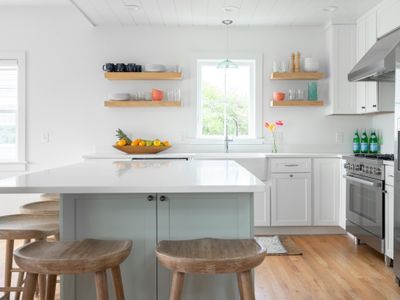 Big + Bright | walk to beach | ocean views