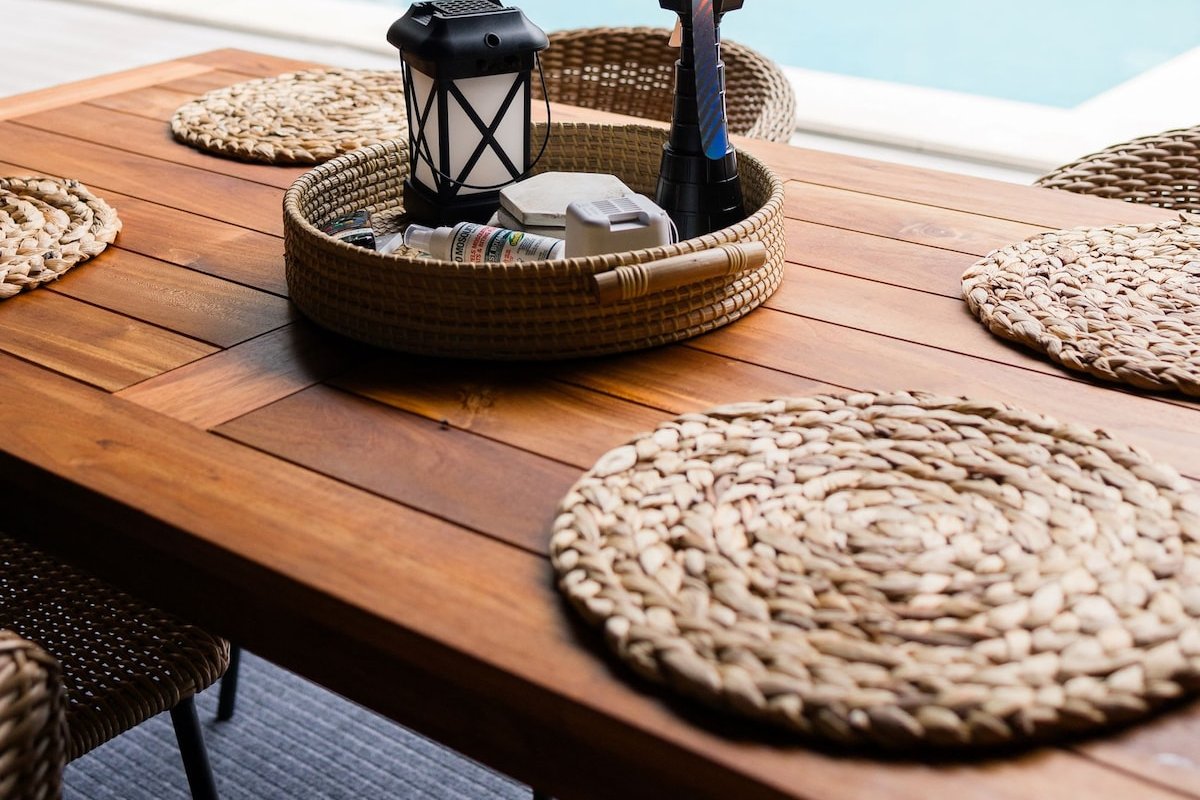 Luxury Home – Heated Pool & Jacuzzi – Lake Austin gallery image 3