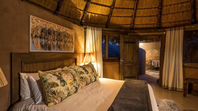 Mowani Mountain Camp Rock (Mini) Suite