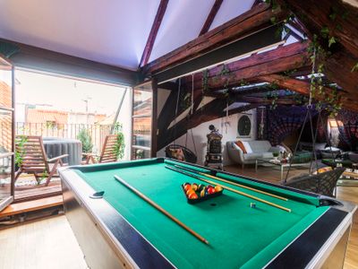 Fairytale Duplex Billiard Home cinema in old town