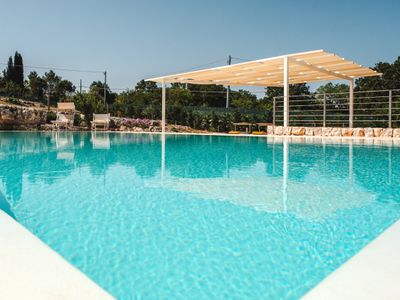 HelloApulia Trulli Flora with Saltwater Pool