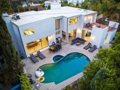 Sophisticated Home in Hollywood Hills w/ Pool