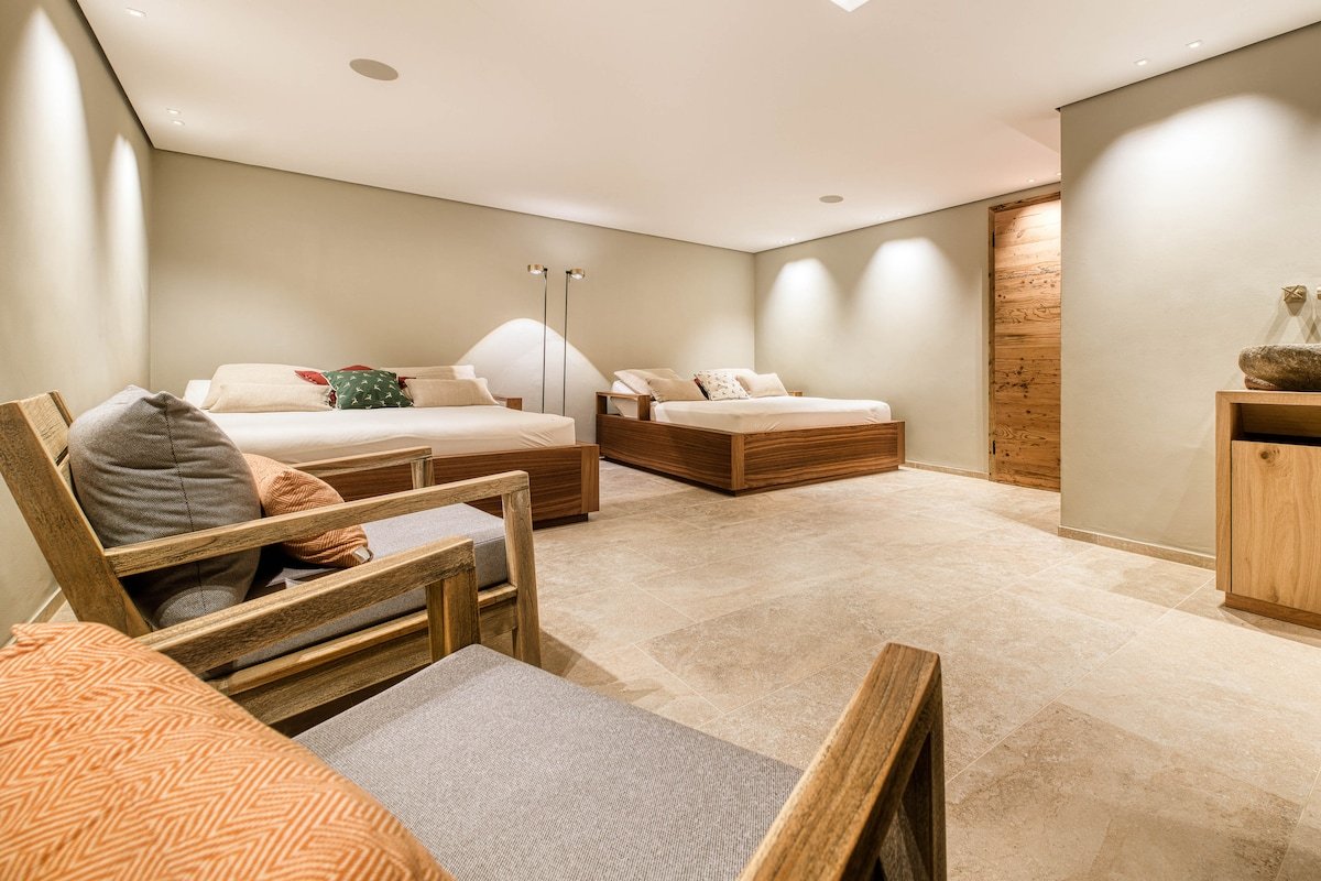 Chalet Lilly with Ski in – Ski out gallery image 5