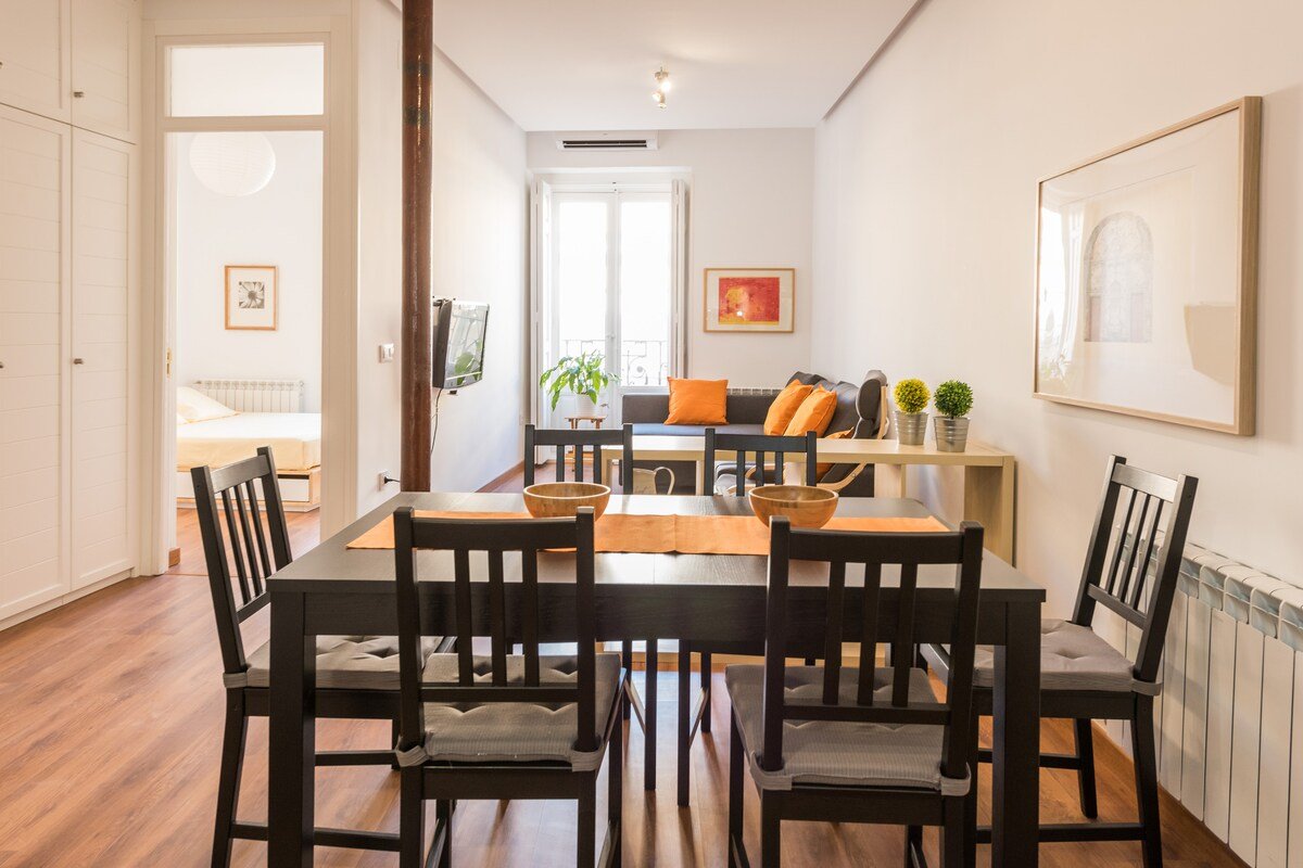 La Latina. Plaza Mayor. Céntrico y tranquilo. gallery image 4