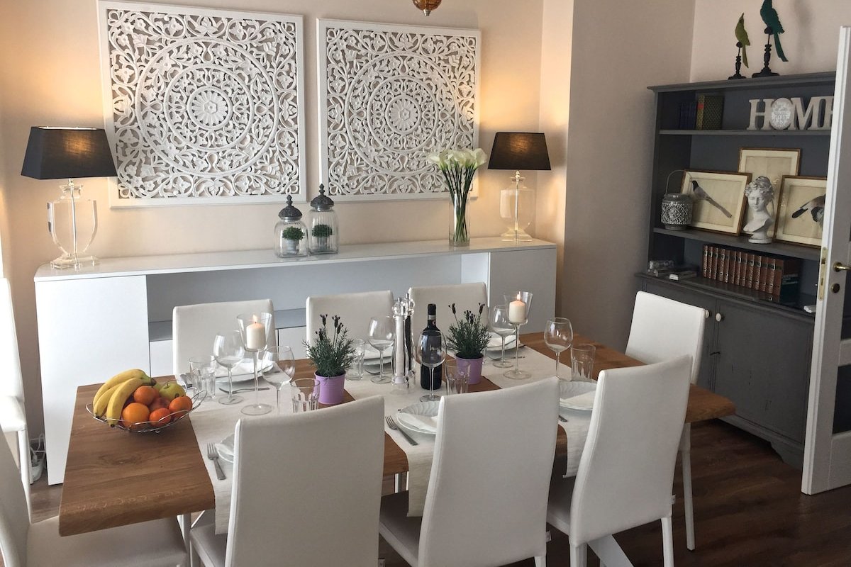 Fabulous 200sqm bright apartment San Francesco gallery image 4