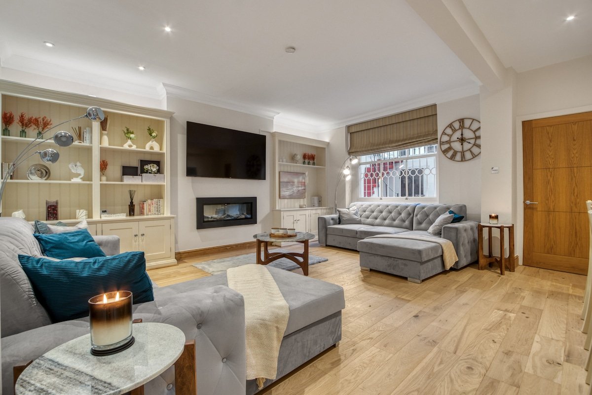 Homely 3Bed 3Bath Kensington gallery image 2