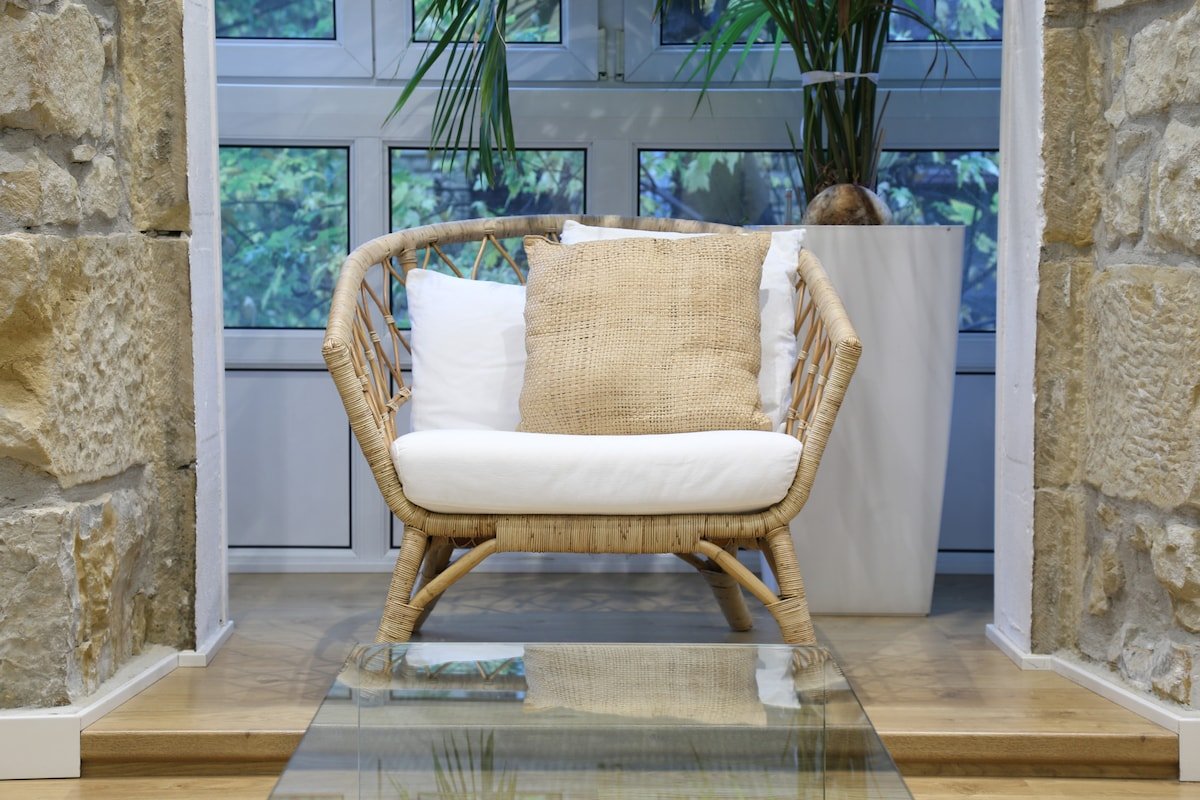 Cozy and centric apartment by Cisan Rentals gallery image 4