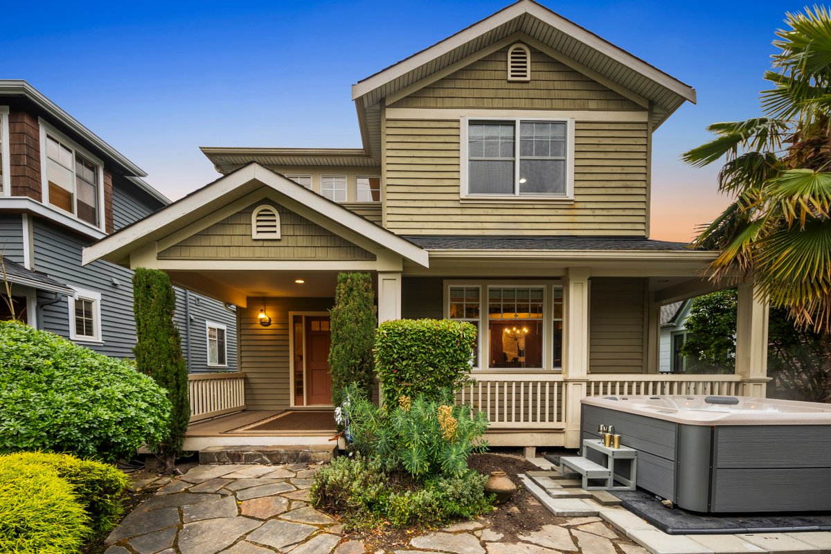 Fun and Games, with a VIEW, in Seattle!