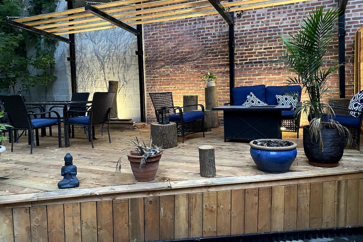 Cozy, gorgeous, A+ situated apt gallery image 4