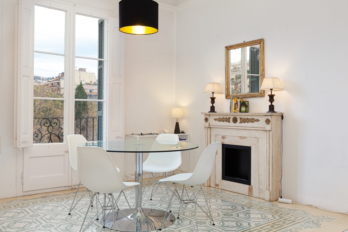 Sagrada Familia Temporary Rentals by Scenario Llum gallery image 5