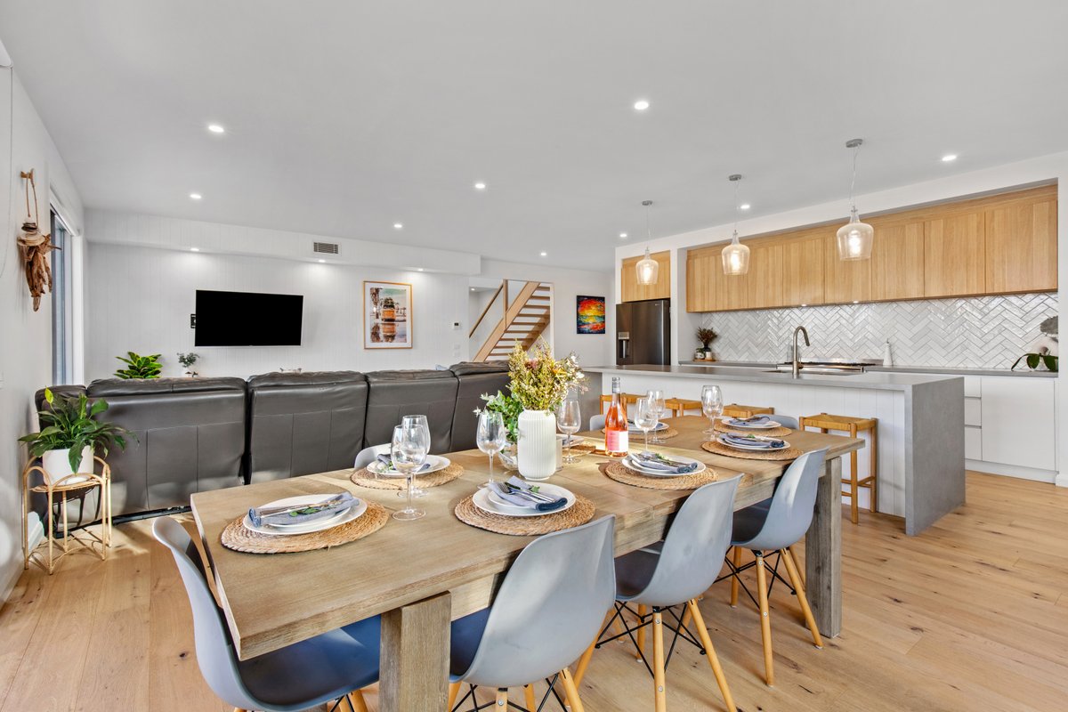 The Baywatcher’s Hideaway