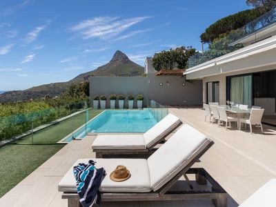 Sasso House, Camps Bay Villa, by Steadfast Africa