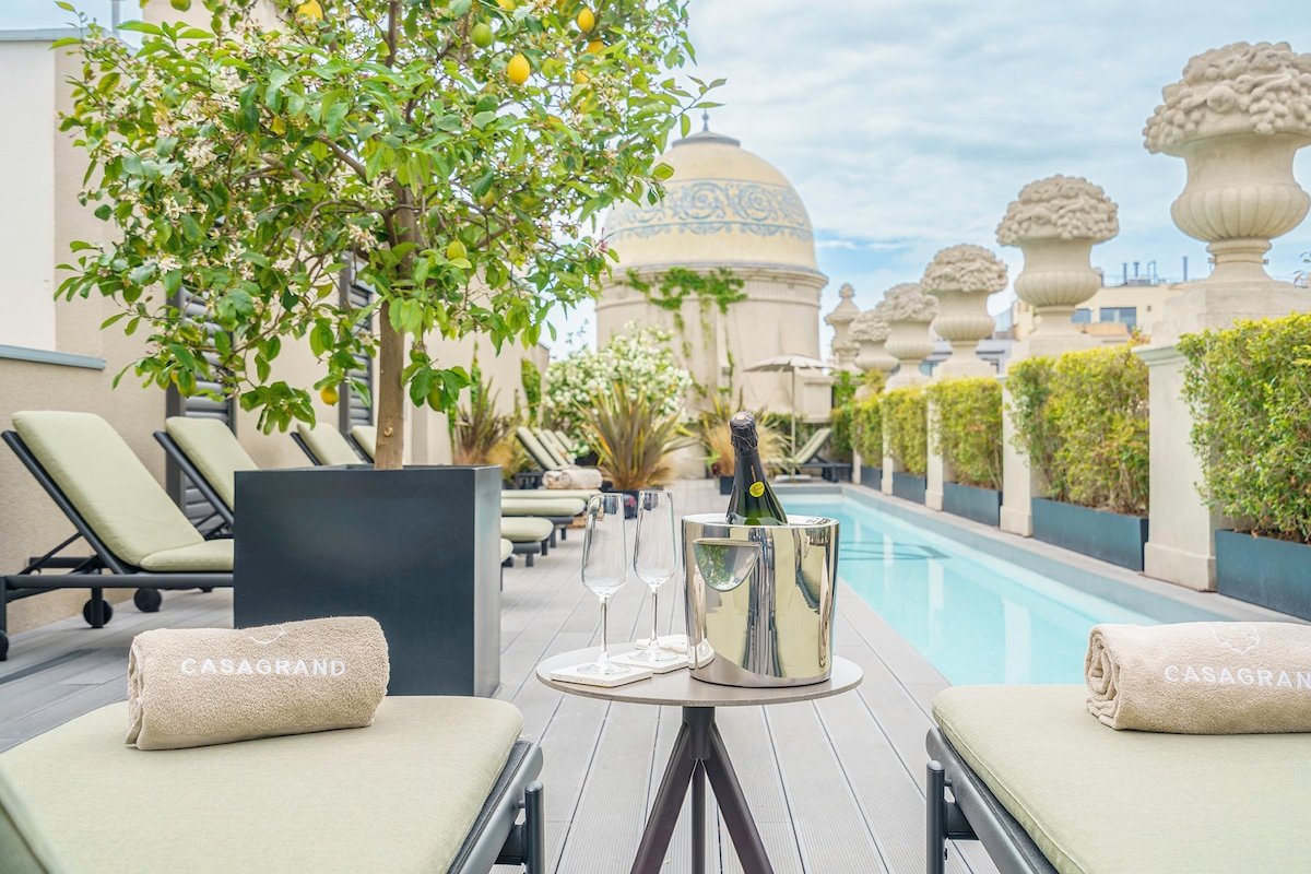 Luxury 4-bedroom 3-bathroom, rooftop pool gallery image 4