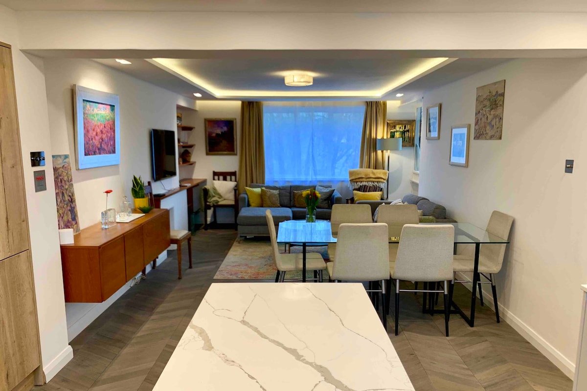 ❤️3 BEDROOM, LITTLE VENICE, 4 ACRE GARDEN gallery image 4