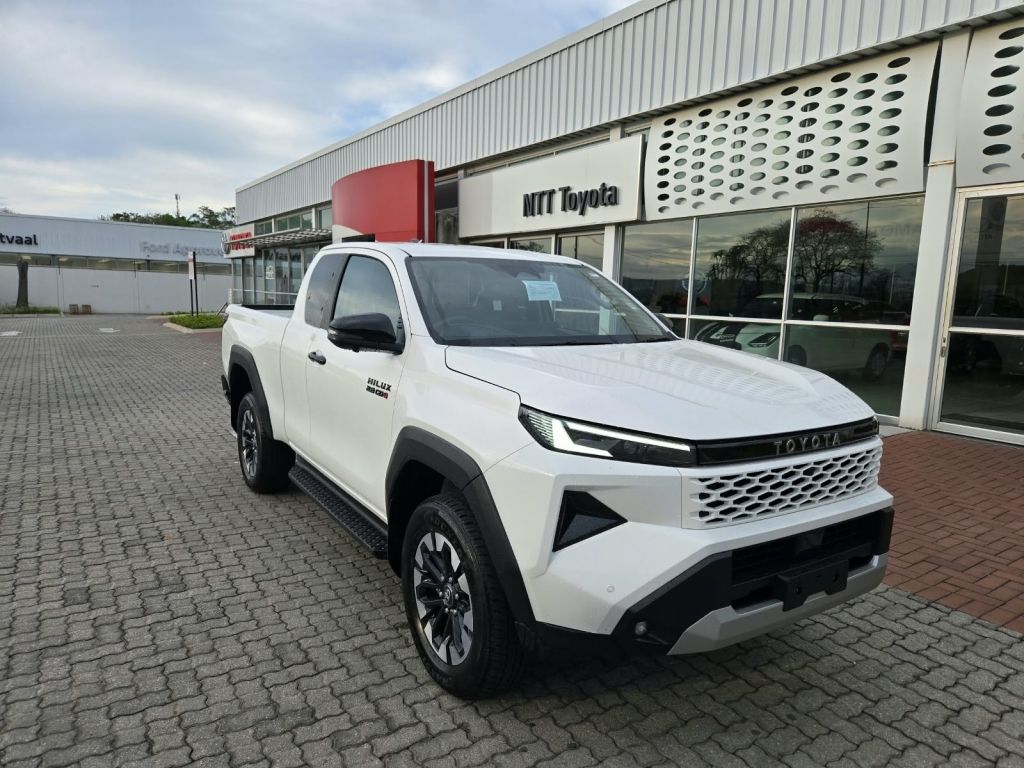 TOYOTA HILUX 2.8 GD-6 RB RAIDER X A T P U XTRA CAB for Sale in South Africa