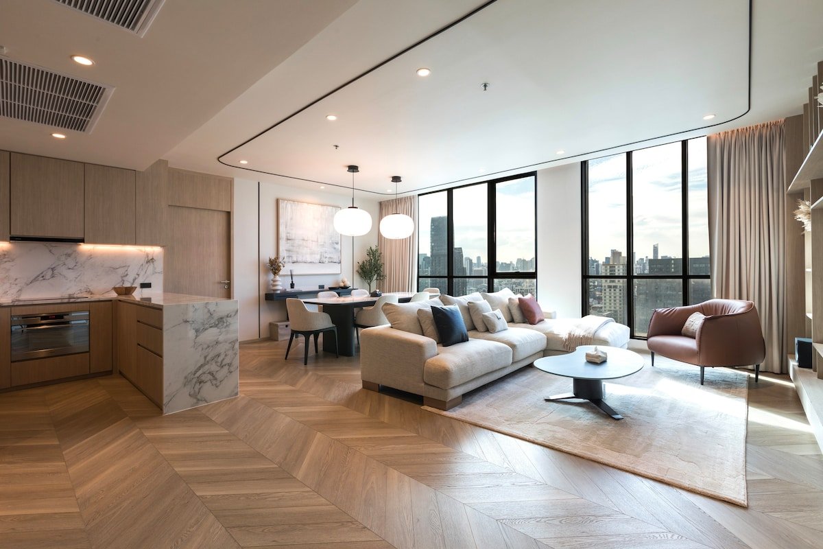 Stylish Spacious 3BR near Thonglor gallery image 2