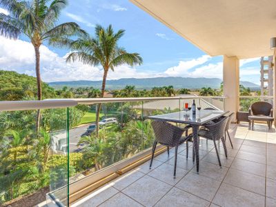 Maui Resort Rentals: Honua Kai Konea 332