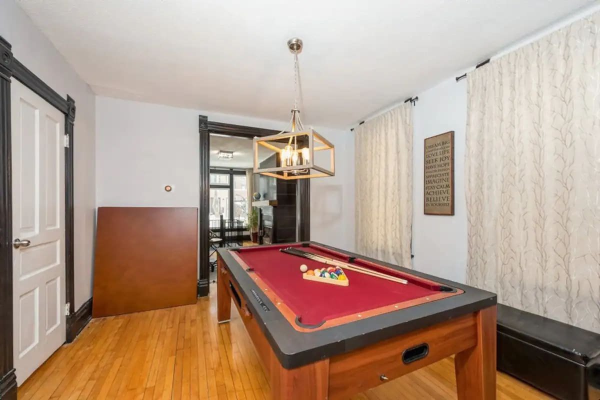 As Seen on TV: Safest Area Lincoln Park Duplex gallery image 3