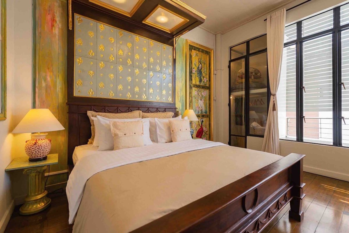 Artist House & Gallery – 5 Guest Suites for 17 pax gallery image 5