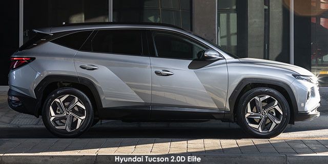HYUNDAI TUCSON  R2.0D N-LINE AWD A/T - 8 