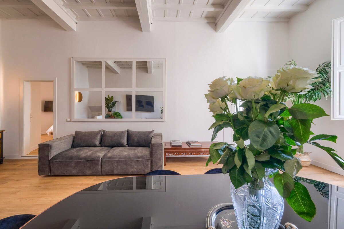 Dino modern & stylish apartment gallery image 3