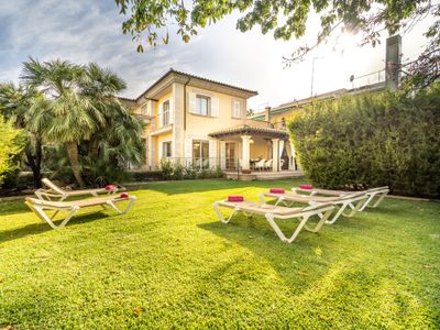 Maravillosa casa a pocos pasos de playa de muro