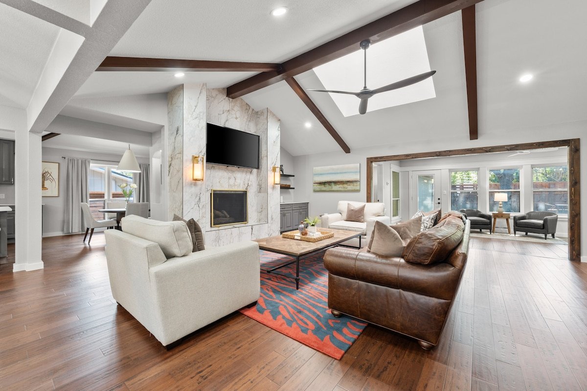 Preston Hollow Modern Rustic Home gallery image 2