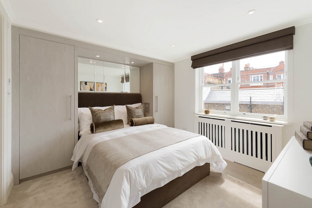Amazing South Kensington Apartment gallery image 3