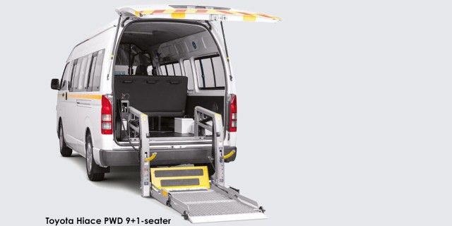 TOYOTA QUANTUM 2.8 VX 9 SEAT - 2 