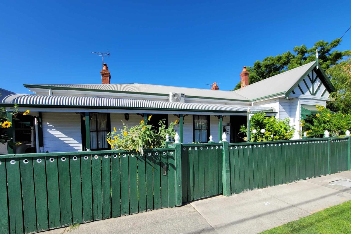 The George and Mabel Inn