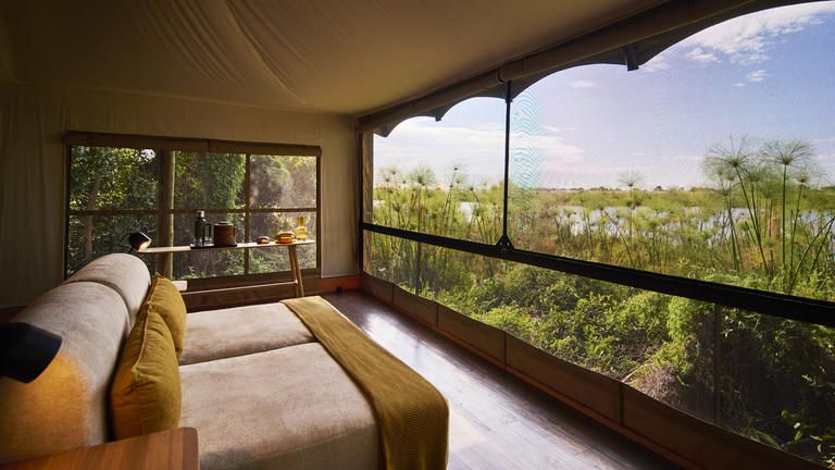 Xugana Island Lodge Luxury Interleading Tent