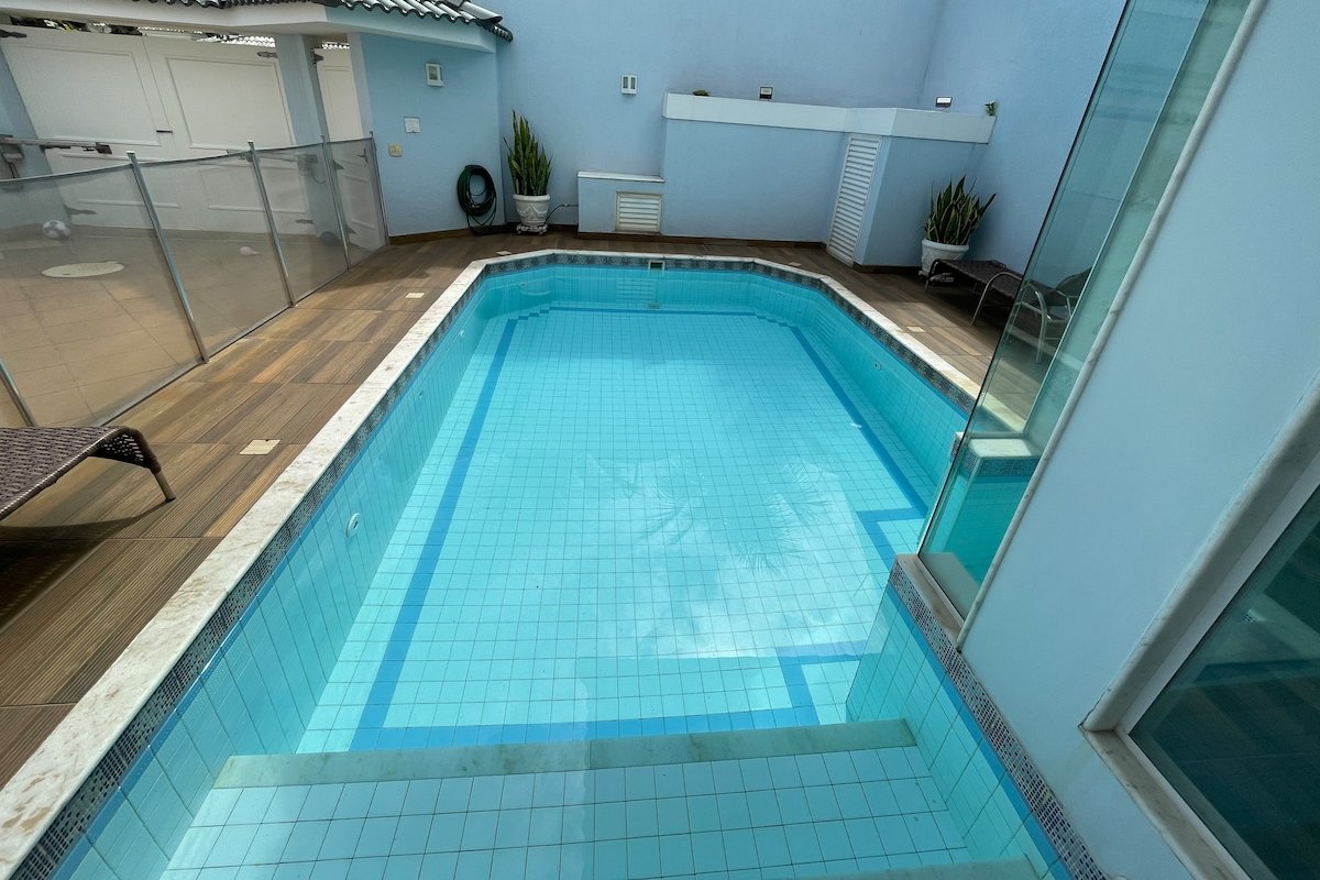 Mansão 02 na Barra da Tijuca em condomínio fechado gallery image 3