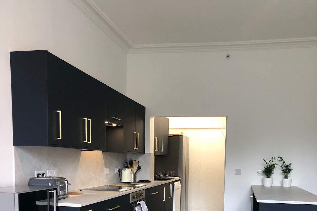 Historic New Town 5 bed flat, City Centre location gallery image 4