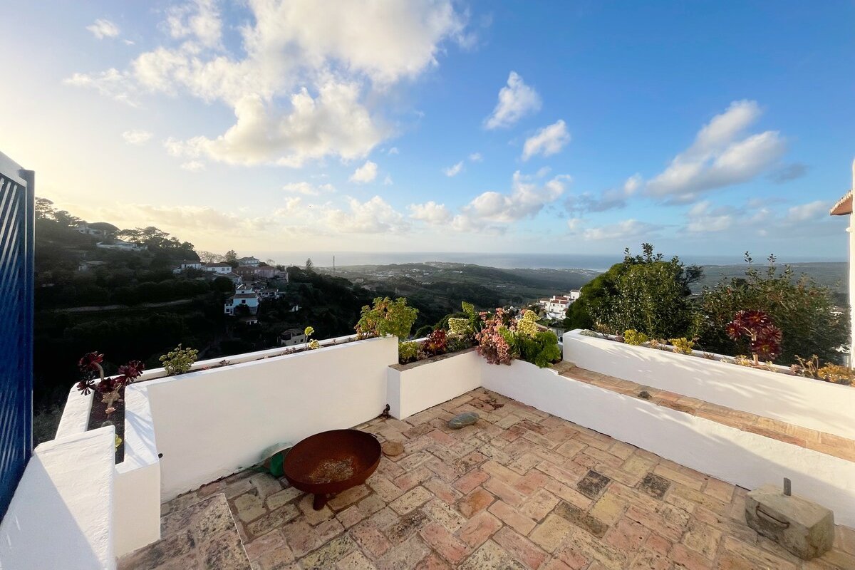 House of million views gallery image 3