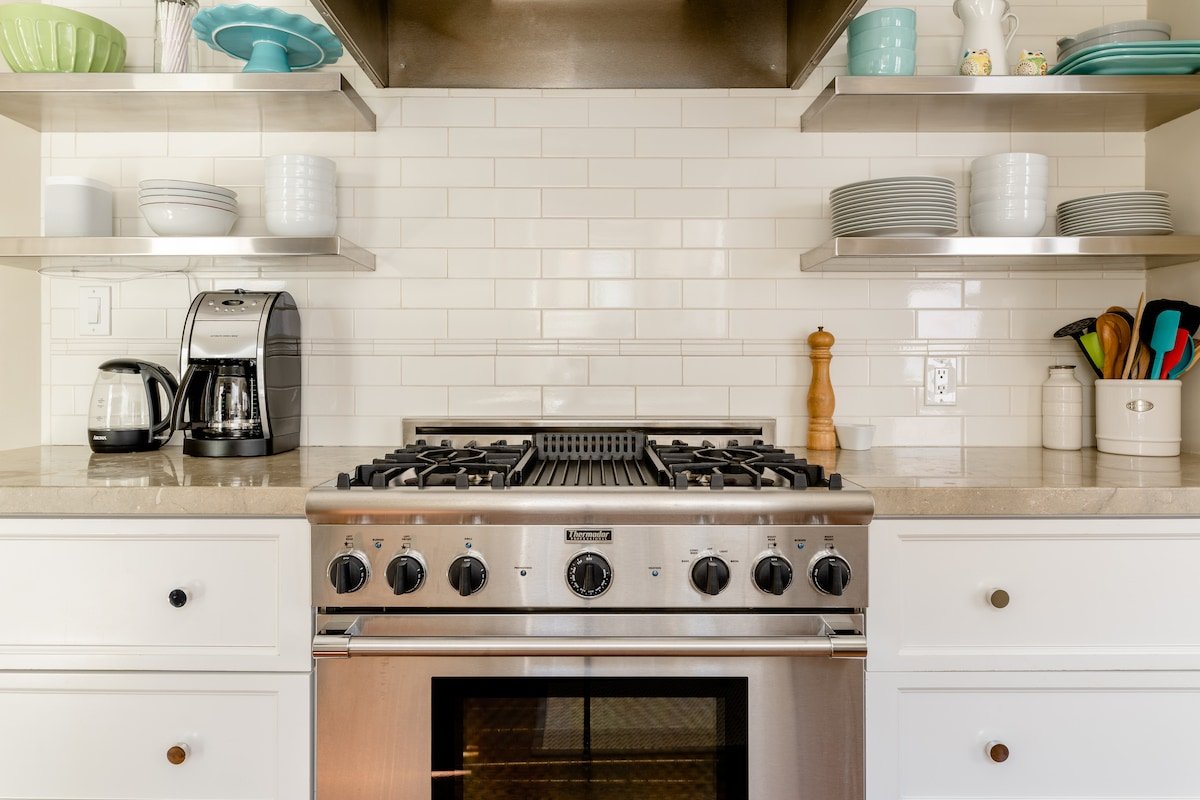 Large, Beautiful Flat in Cow Hollow gallery image 3