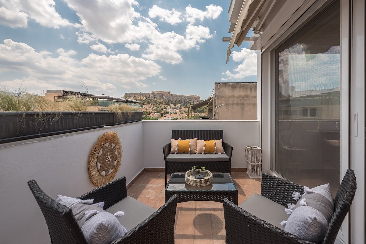 Majestic Penthouse w/ Acropolis View gallery image 3