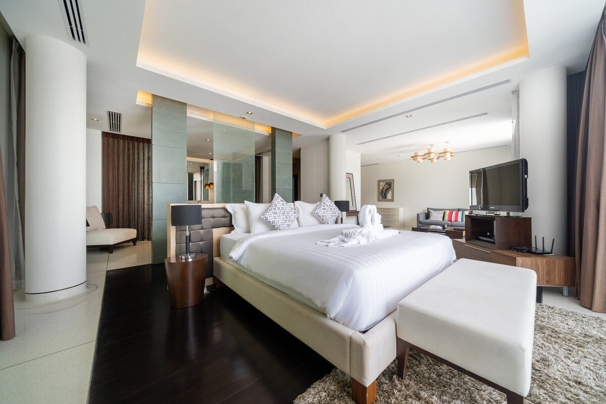 Free breakfast &Maids& Chef Seaview Villa gallery image 3