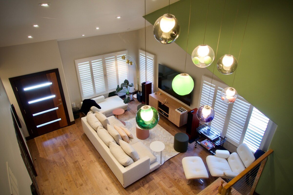 Palo Alto Modern Retreat gallery image 4