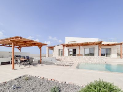 Beach House 4BR Private w/pool