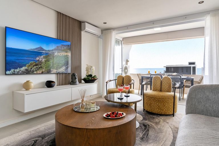 Bantry Bay Alanda - Modern Apt with Sea Views