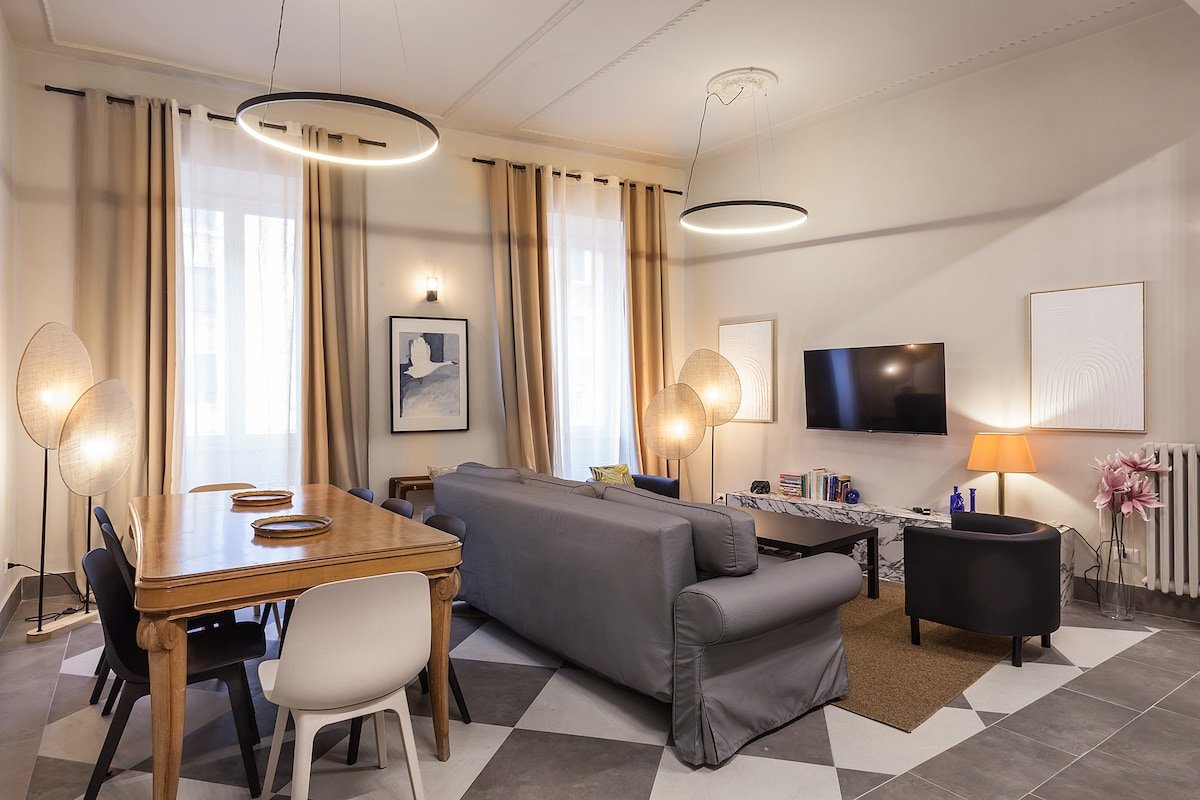 Beautiful Home for Families & Friends at Colosseum gallery image 5